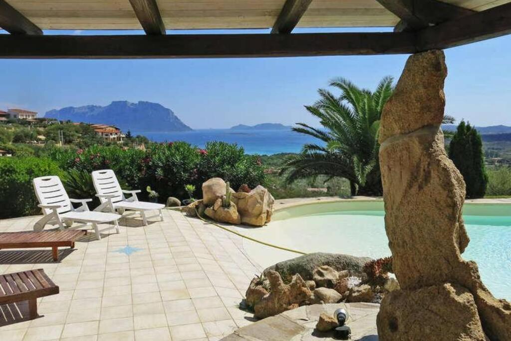 Villa&pool Tavolara view Porto Istana Esterno foto