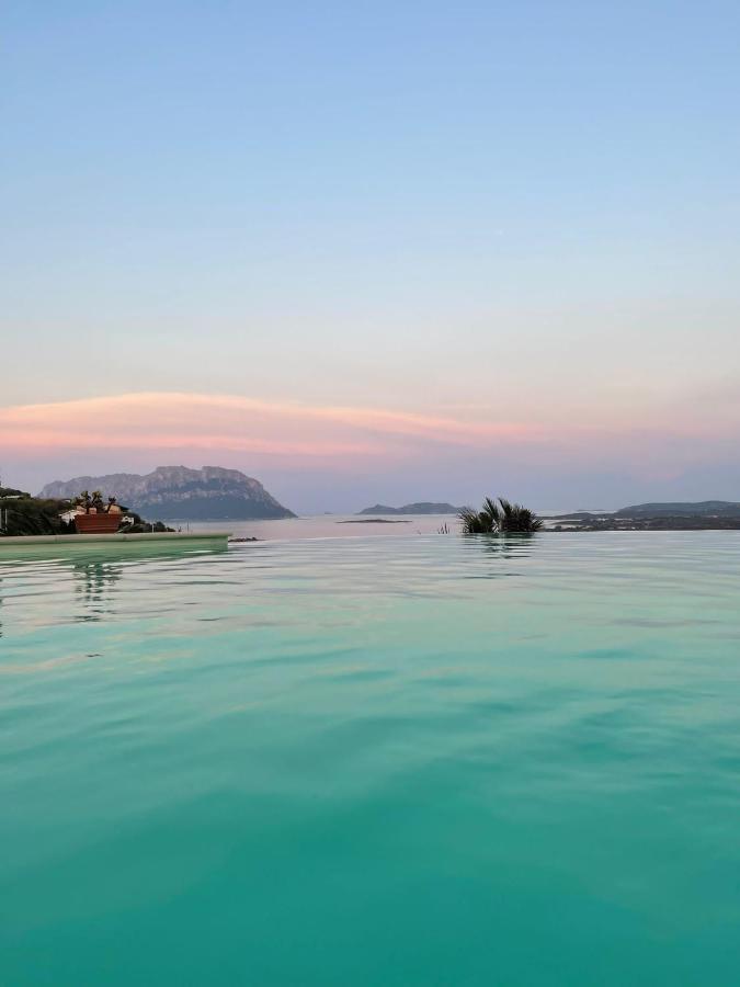 Villa&pool Tavolara view Porto Istana Esterno foto